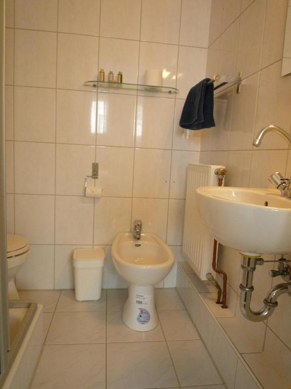 Gasthaus Hotel BRE Δωμάτιο φωτογραφία